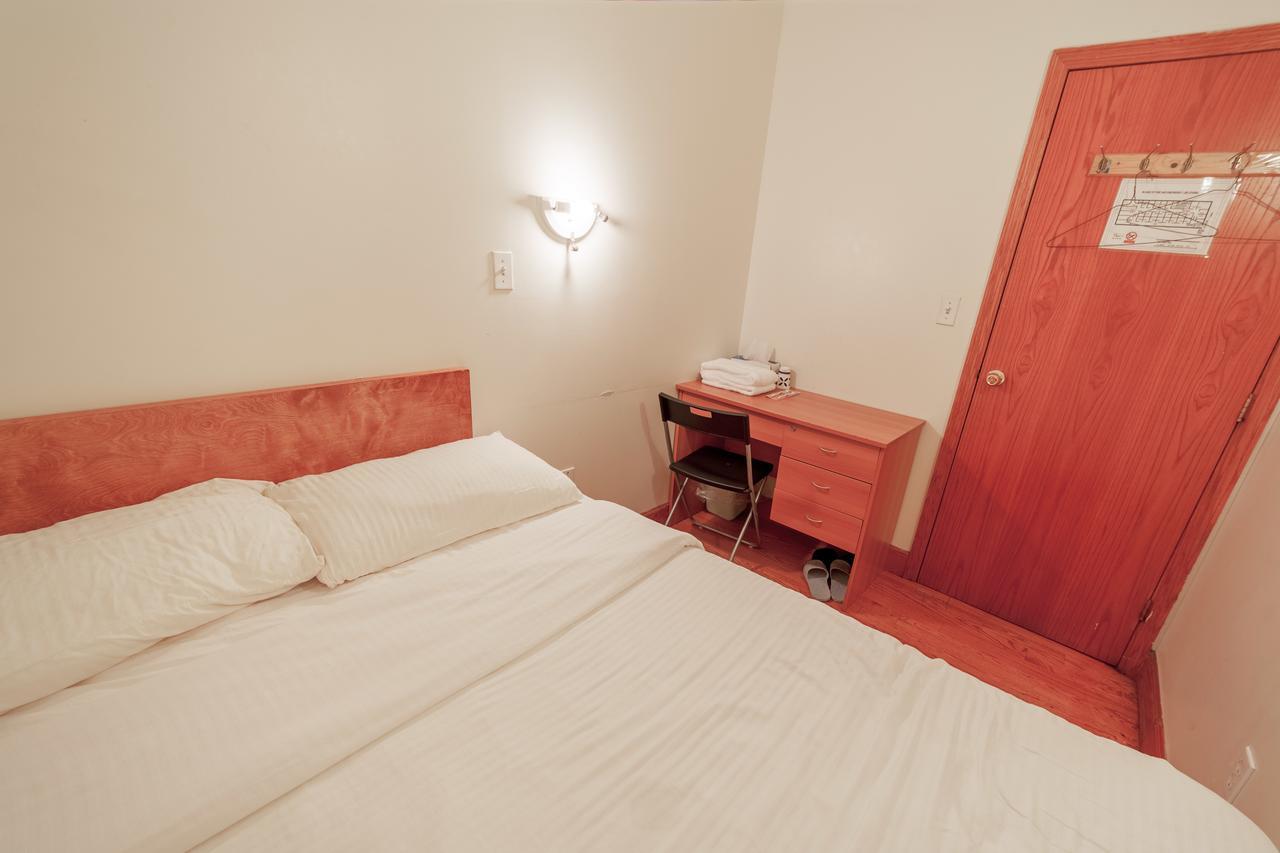 Hostal U.s. Pacific